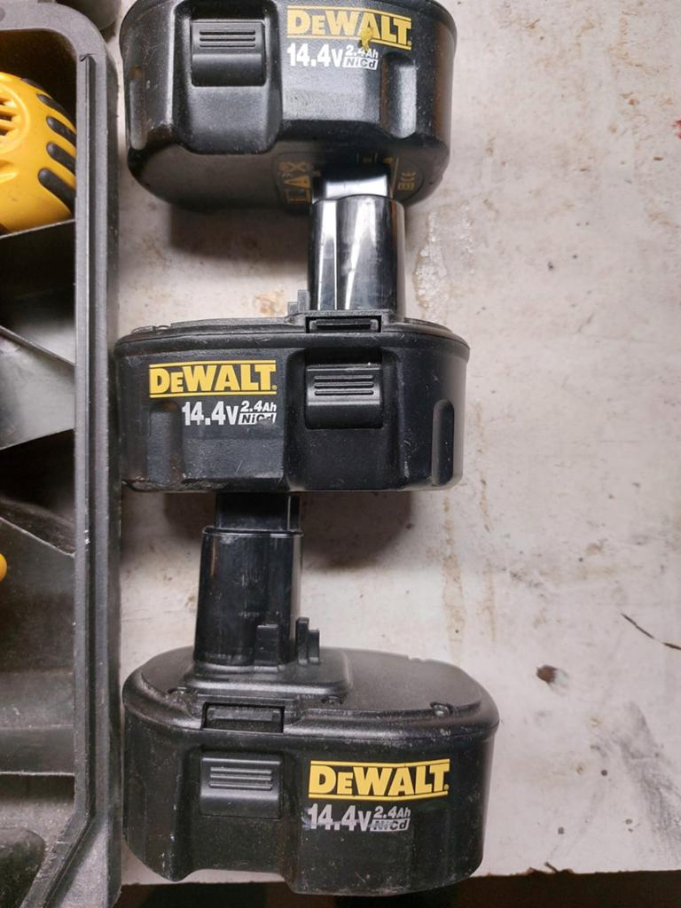 Dewalt Boor- en Schroefmachine, Ophalen, Gebruikt, Variabele snelheid, Boor- en Schroefmachine