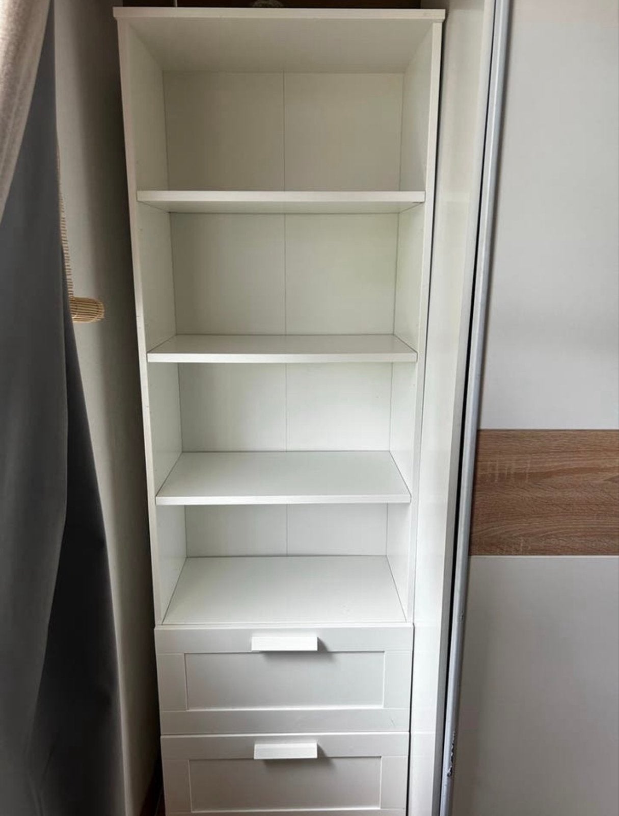 Witte kast met planken en lades, Minder dan 50 cm, Gebruikt, 200 cm of meer, Ophalen of Verzenden