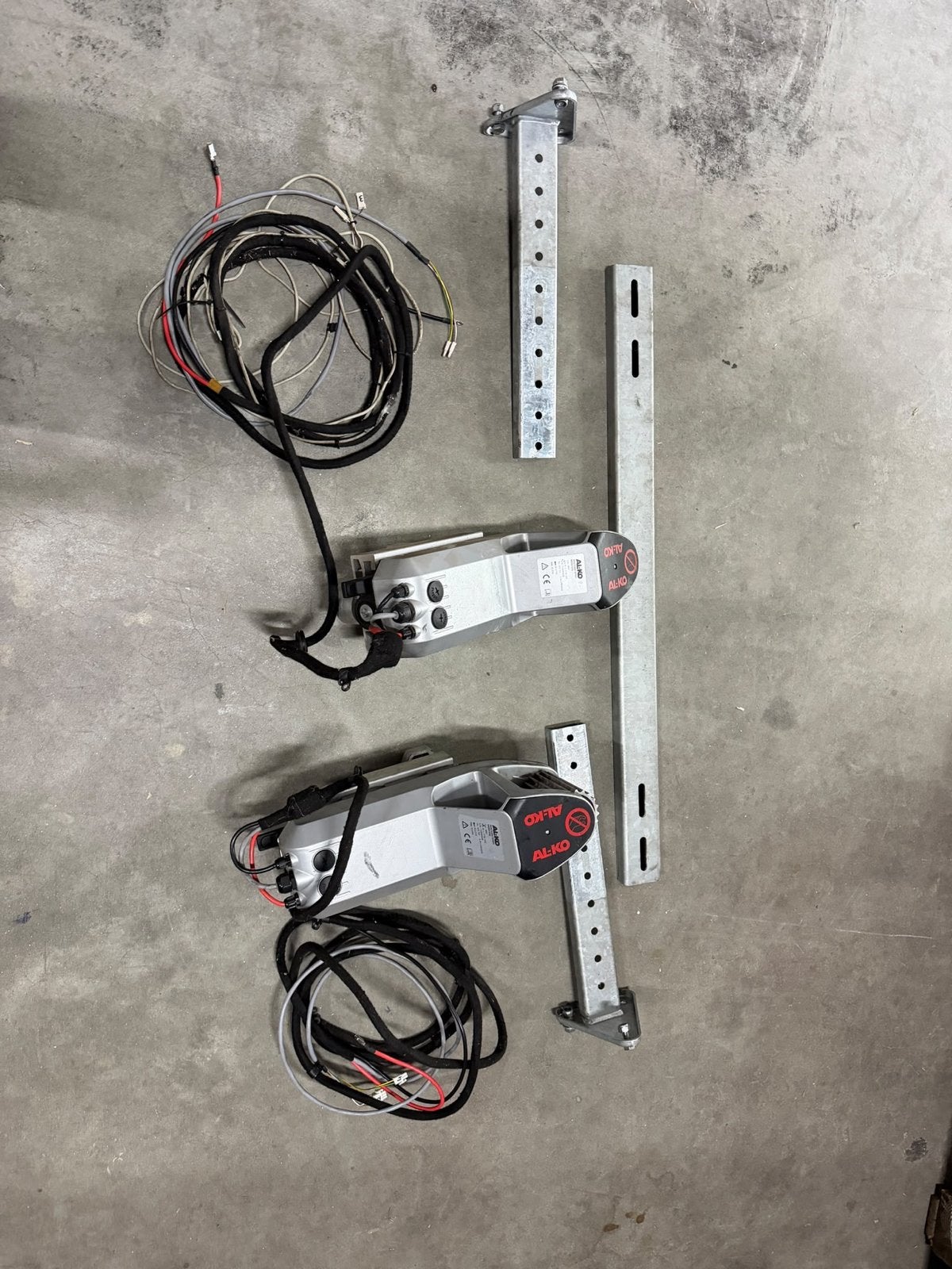 Foto 4 van AL-KO AMS2 Caravan Mover Set - incl. 30 ah litium accu