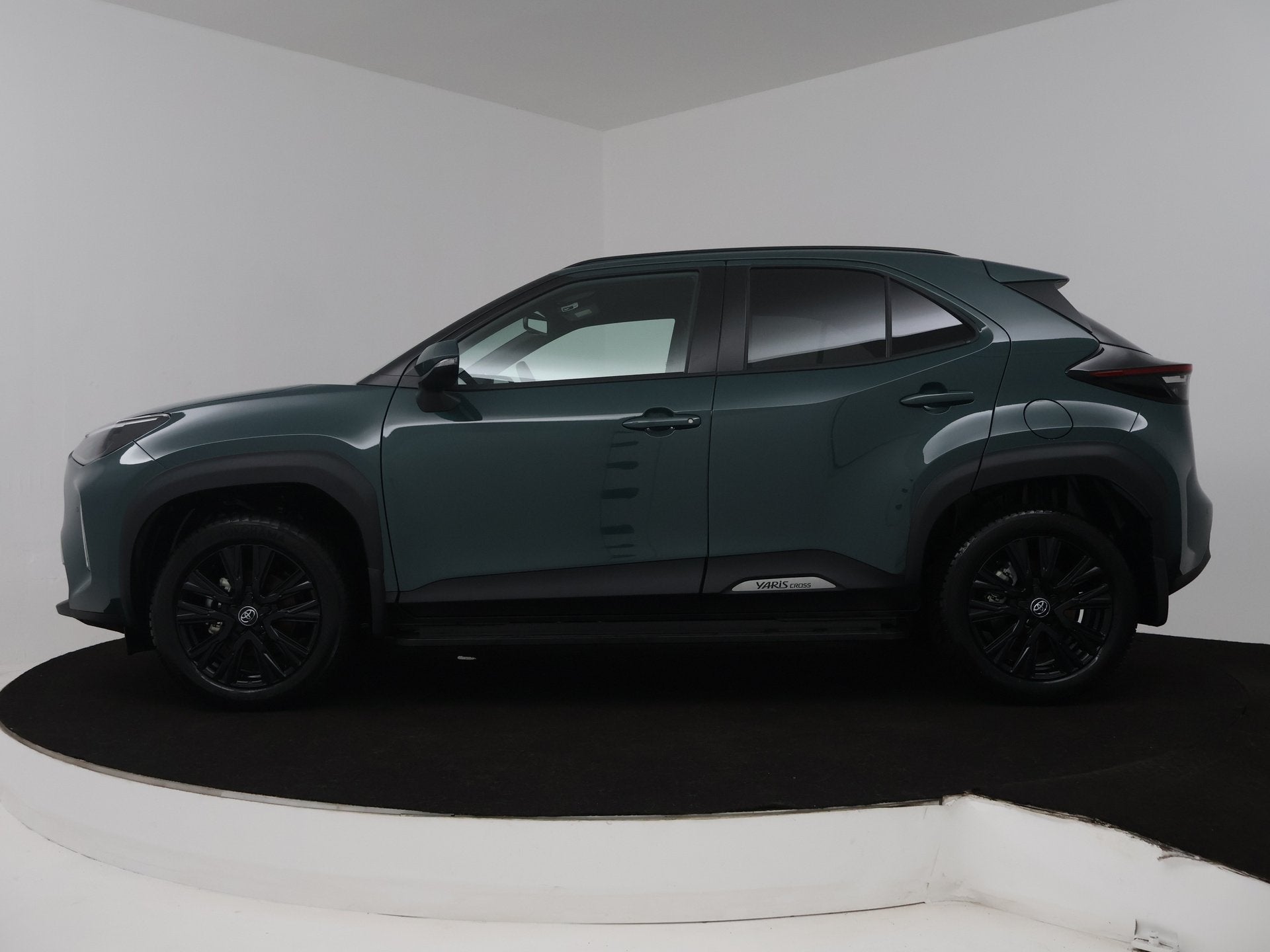Toyota Yaris Cross 1.5 Hybrid 115 Dynamic | Comfort Pack | A, 12 maanden, Stof, 116 pk, Bedrijf