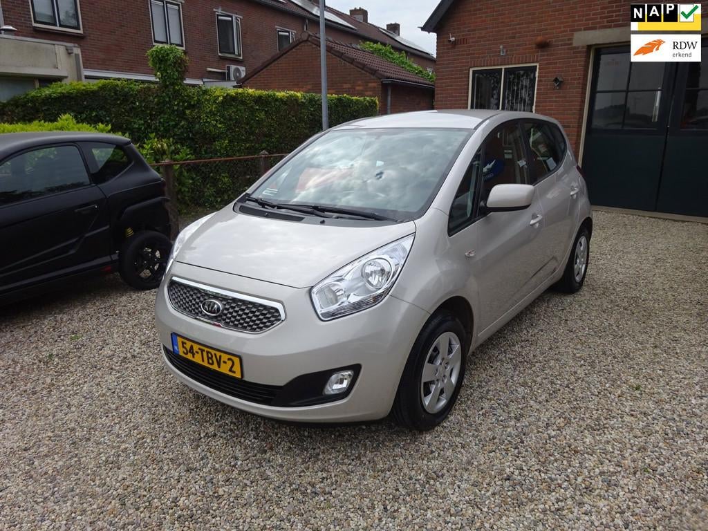 Kia Venga 1.4 CVVT Seven Airco, Navigatie, Achteruitrijcamer, Voorwielaandrijving, Euro 5, Stof, Gebruikt