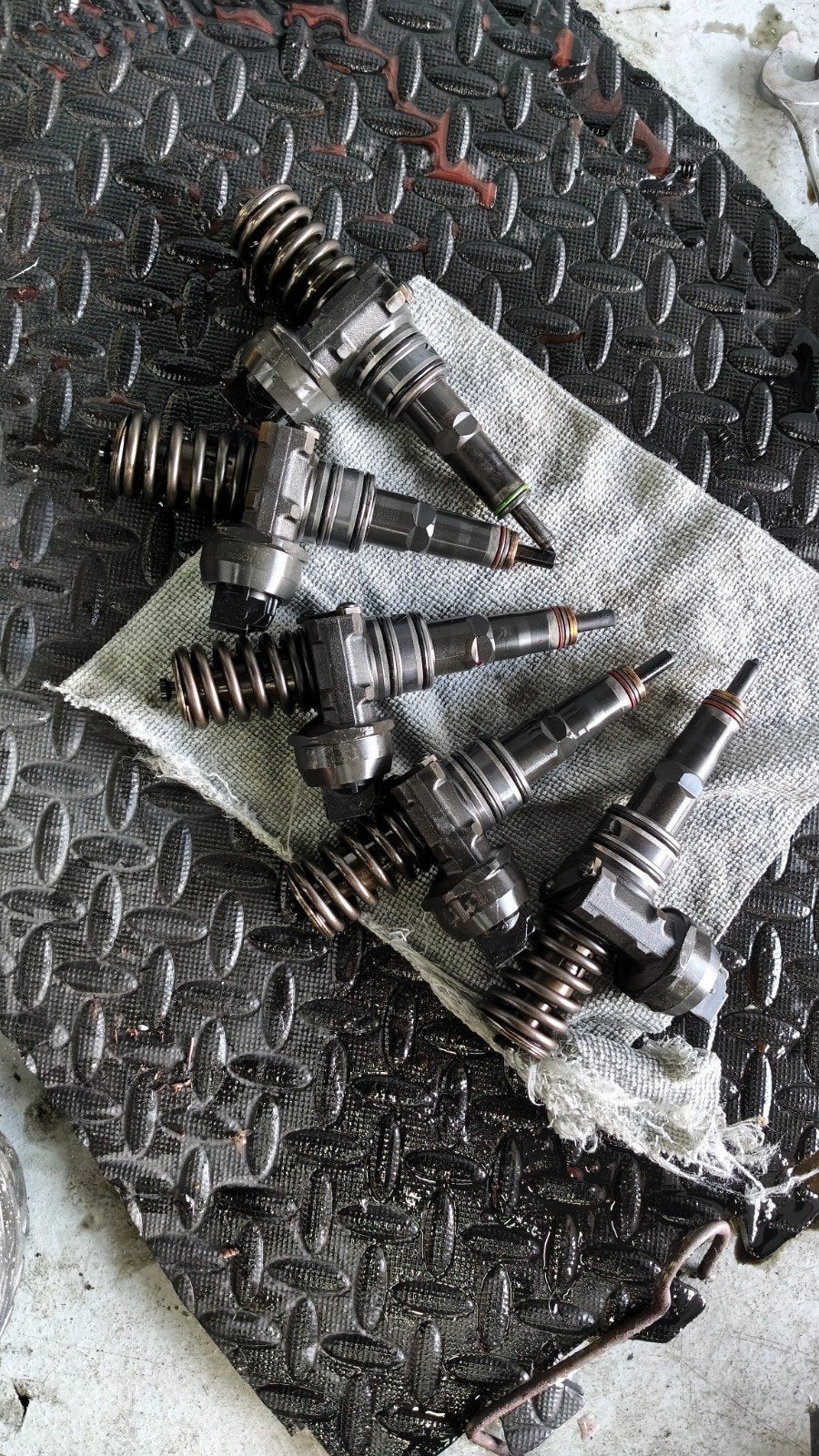 verstuivers vw T5 2.5 tdi 174pk set 5x, Ophalen of Verzenden, Gebruikt, Volkswagen