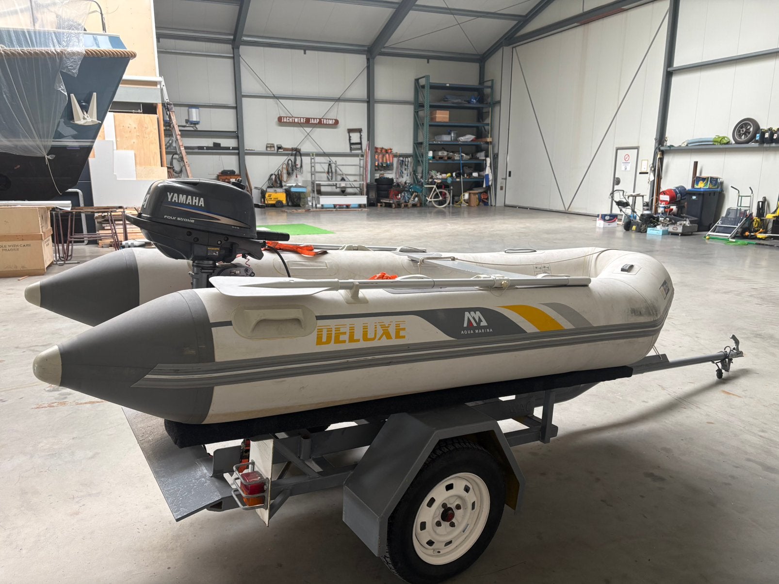 Te koop: rubberboot 3,30 m met Yamaha 4 pk 4-takt + trailer, Ophalen, Zo goed als nieuw