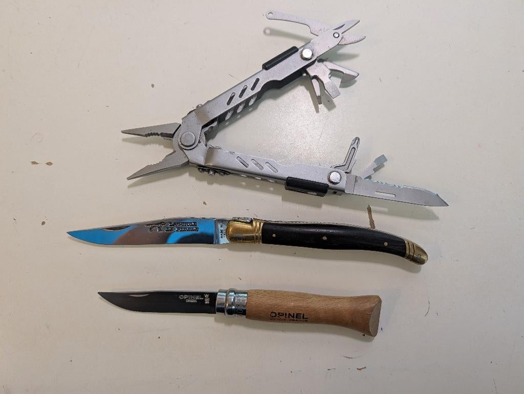 3 x zakmes: Laguiole la fidele, opinel no 6,gerber multitool, Ophalen of Verzenden, Zo goed als nieuw
