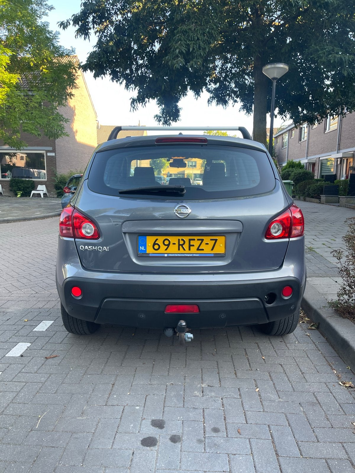 Nissan Qashqai 1.6 2WD 2009 Grijs, Auto's, Voorwielaandrijving, 1272 kg, 15 km/l, 4 cilinders