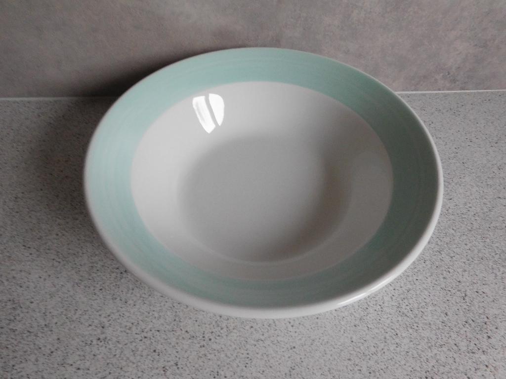 Pastabord 25 cm. Pastel Groene Rand Quadrifoglio, Ophalen of Verzenden, Zo goed als nieuw, Bord(en), Overige stijlen