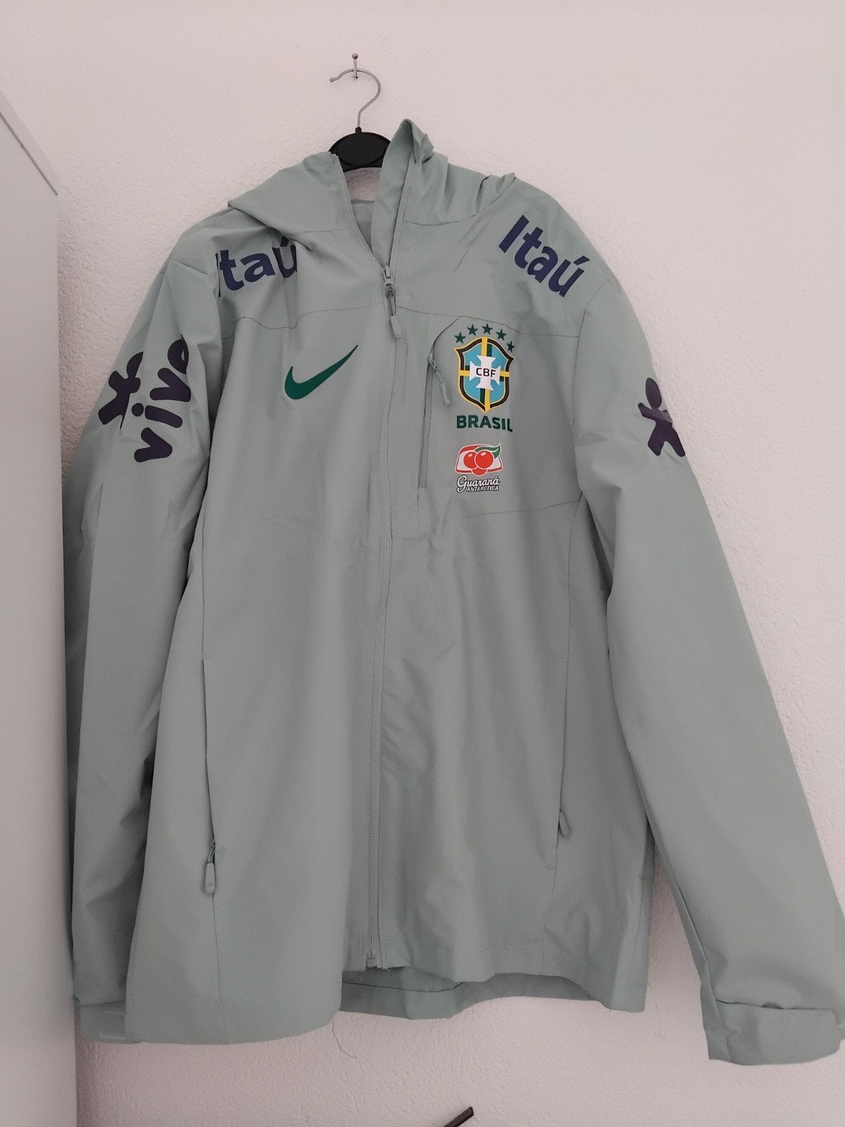 Brazilië Windbreaker Licht Groen, Nike, Nieuw, Overige maten, Ophalen of Verzenden