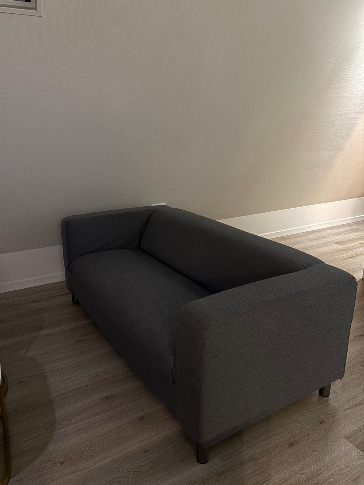 IKEA KLIPPAN 2-zitsbank – Vissle grijs, Ophalen, 125 cm of meer, Zo goed als nieuw, 75 tot 100 cm