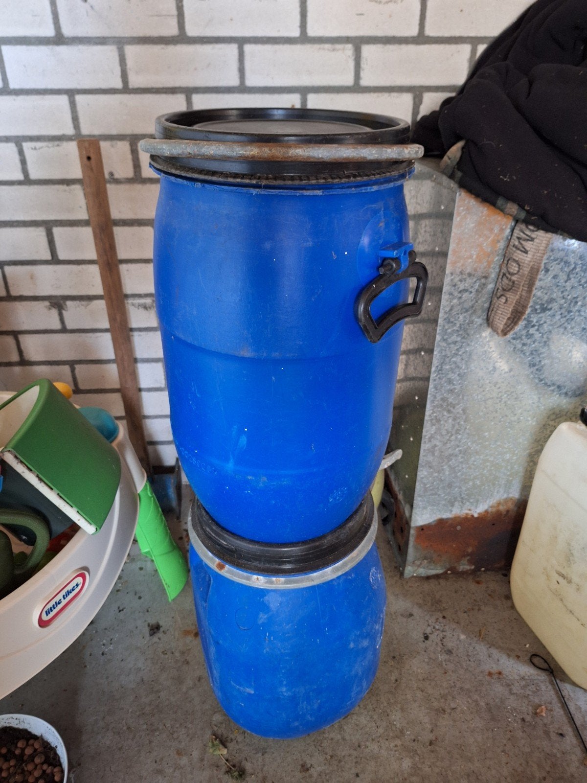 Tonnetjes, Tuin en Terras, Regentonnen, 150 liter of meer, Ophalen