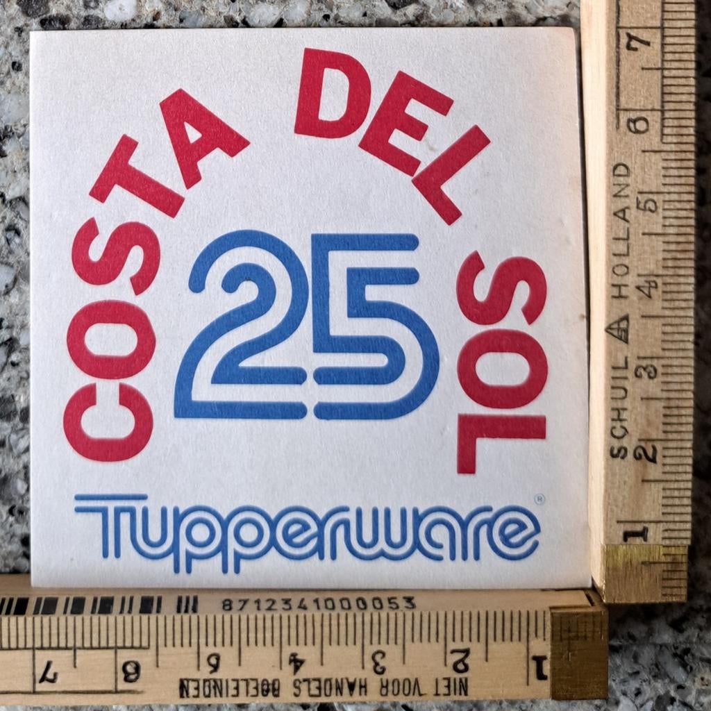 Vintage sticker Tupperware Costa del sol 25 merk logo, Verzamelen, Ophalen of Verzenden, Zo goed als nieuw