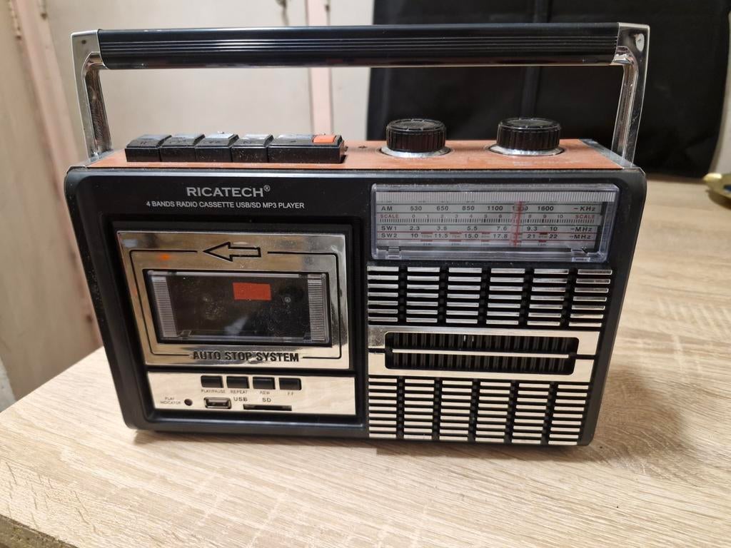 Ricatech 4-bands Radio Cassette USB/SD MP3 Speler, Ophalen, Gebruikt, Radio