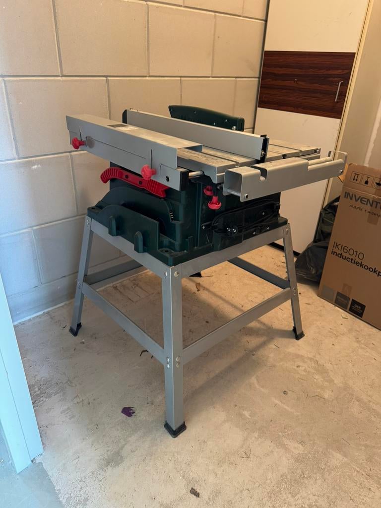Bosch PTS 10 zaagtafel met onderstel, nieuwstaat, Ophalen, Cirkelzaag, 70 mm of meer, Zo goed als nieuw