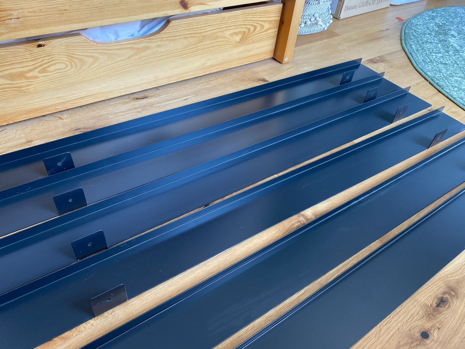 Zwarte metalen fotolijstplanken Duraline, Huis en Inrichting, Woonaccessoires | Wandplanken en Boekenplanken, Ophalen, Zo goed als nieuw