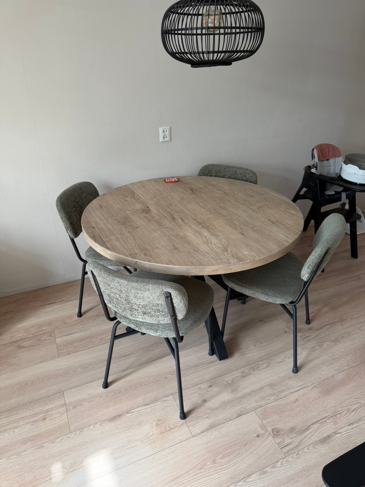 Ronde Eettafel + vier stoelen, Ophalen, Gebruikt, 100 tot 150 cm, Rond