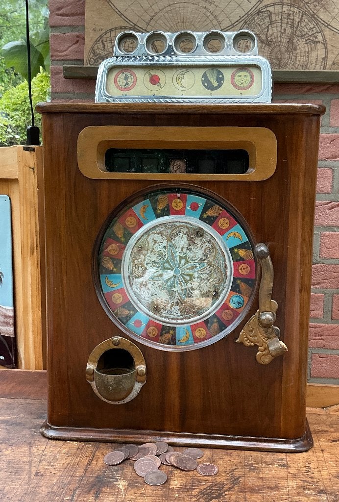 Caille Roulette Gokkast USA 1900, Overige munten, Ophalen, Gebruikt, Met sleutels