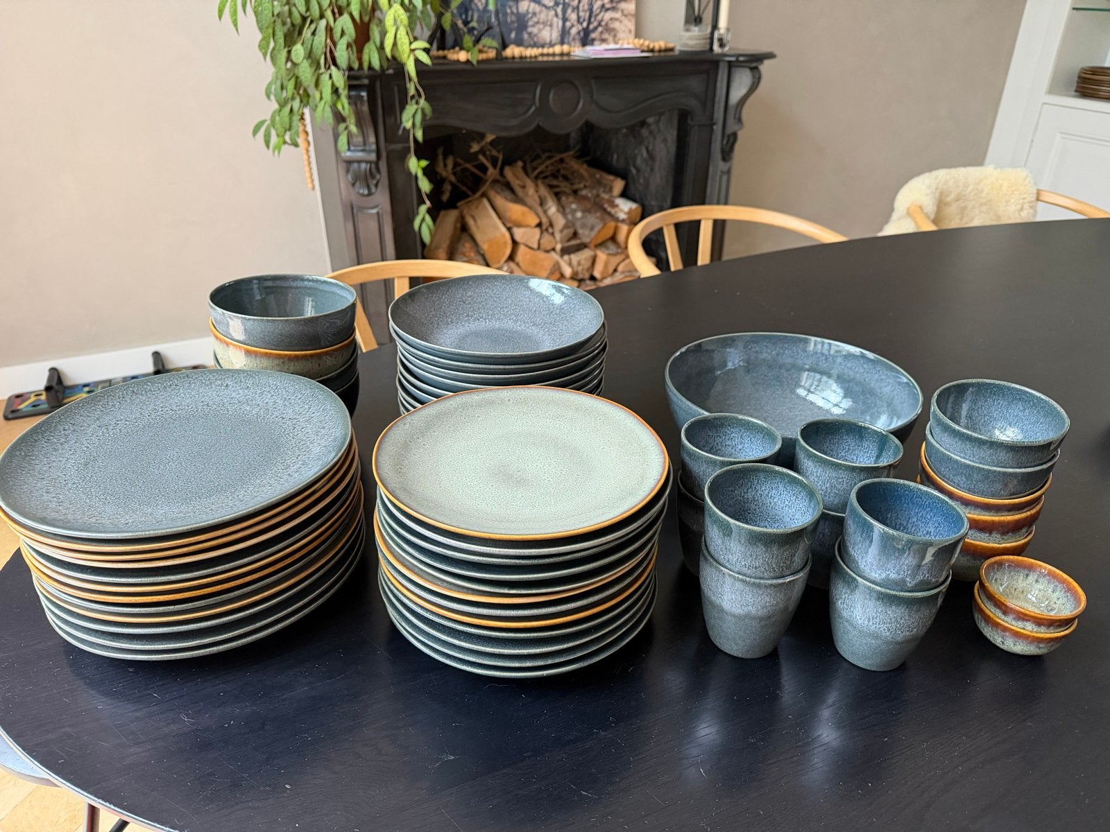 Uitgebreid Servies PORTO van HEMA  - 12 personen, Ophalen, Keramiek, Zo goed als nieuw, Modern