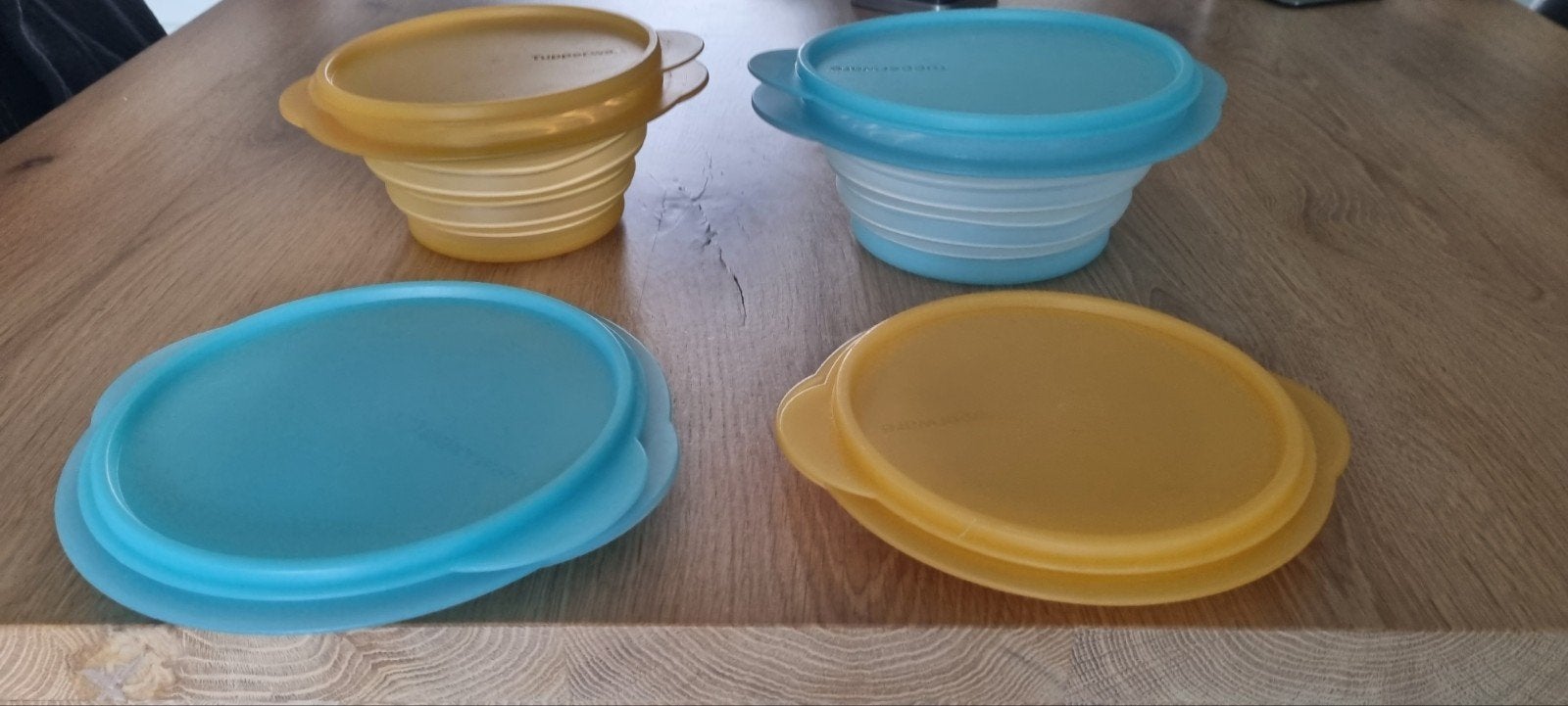 Te koop Tupperware bakjes die verkleind kunnen worden, Ophalen, Nieuw, Geel, Bak of Kom