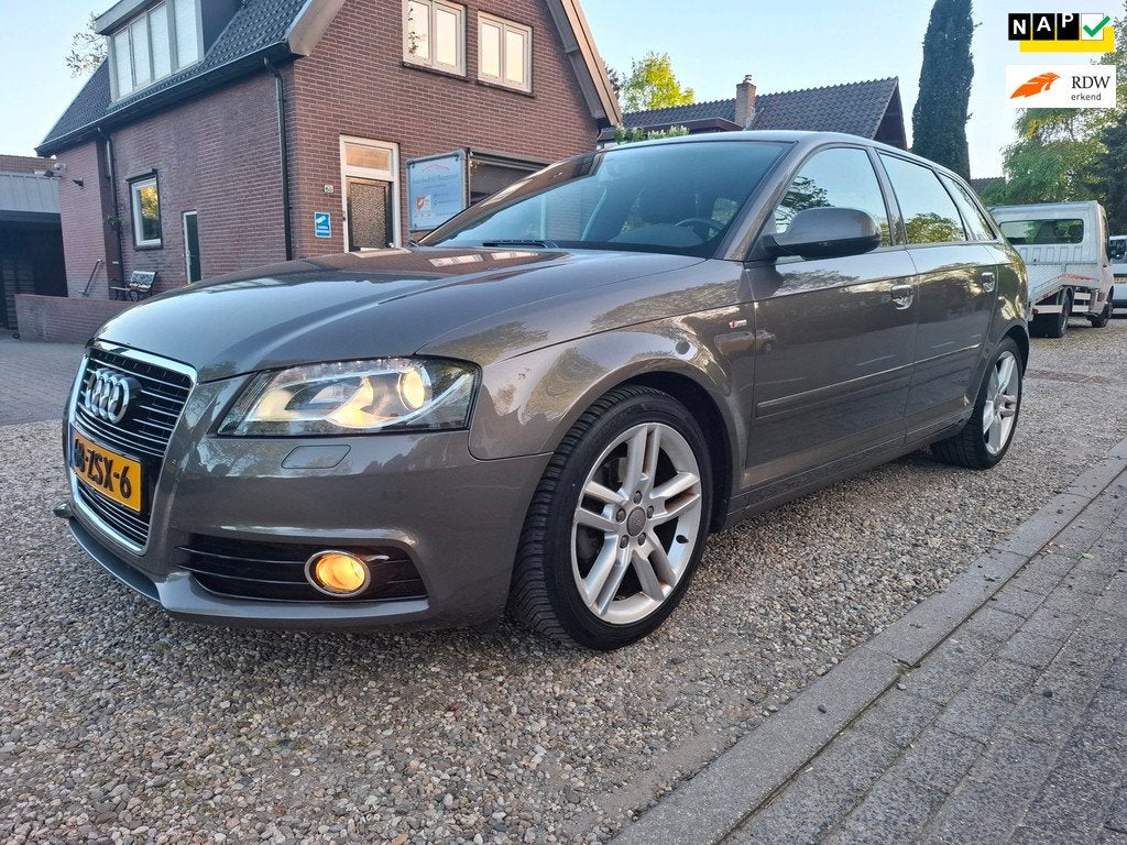 Audi A3 Sportback 1.2 TFSI S Edition nwe APK xenon S-line 17, Auto's, Audi, Voorwielaandrijving, Euro 5, Gebruikt, 4 cilinders