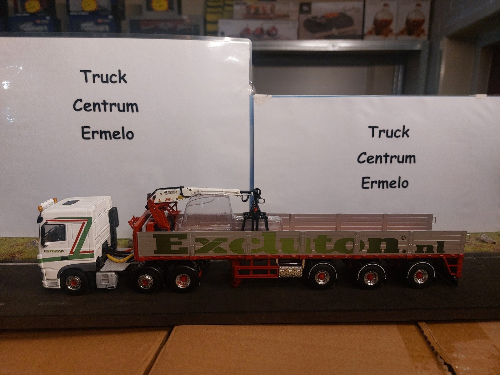 Excluton daf xf met steenoplegger exclusief model 02-2688
Ve, Ophalen of Verzenden, Nieuw, Bus of Vrachtwagen, Wsi