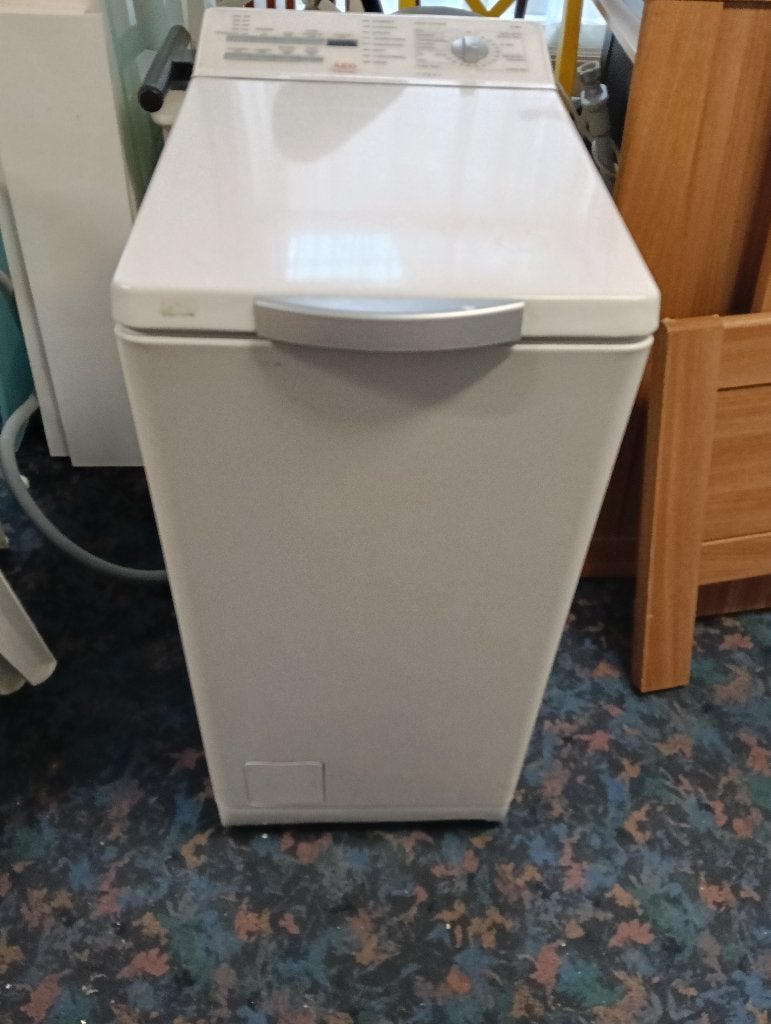 Bovenlader AEG, Ophalen, 1200 tot 1600 toeren, Gebruikt, 4 tot 6 kg