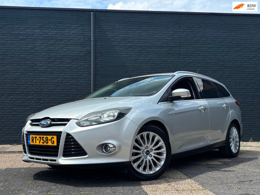 Ford Focus Wagon 1.6 EcoBoost Titanium, Auto's, Ford, Gebruikt, Zwart, 4 cilinders, 150 pk
