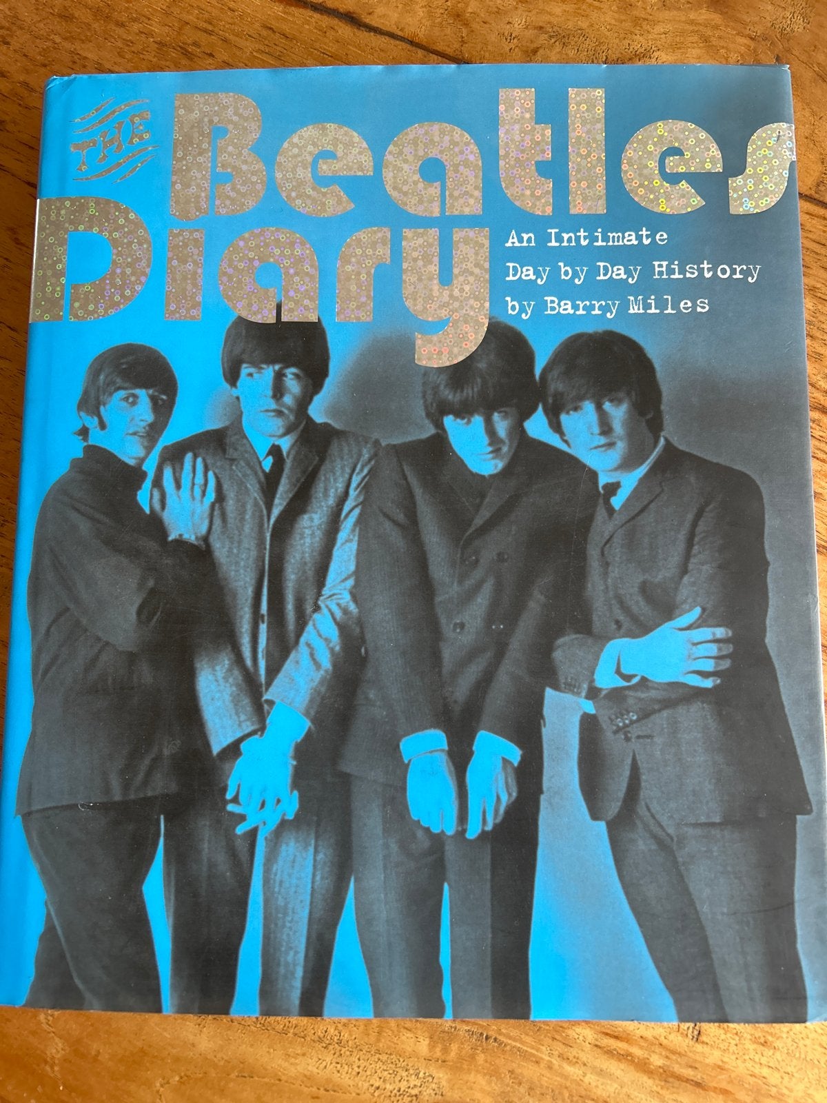 The Beatles Diary - Een intieme dag-tot-dag geschiedenis, Ophalen of Verzenden, Zo goed als nieuw, Artiest
