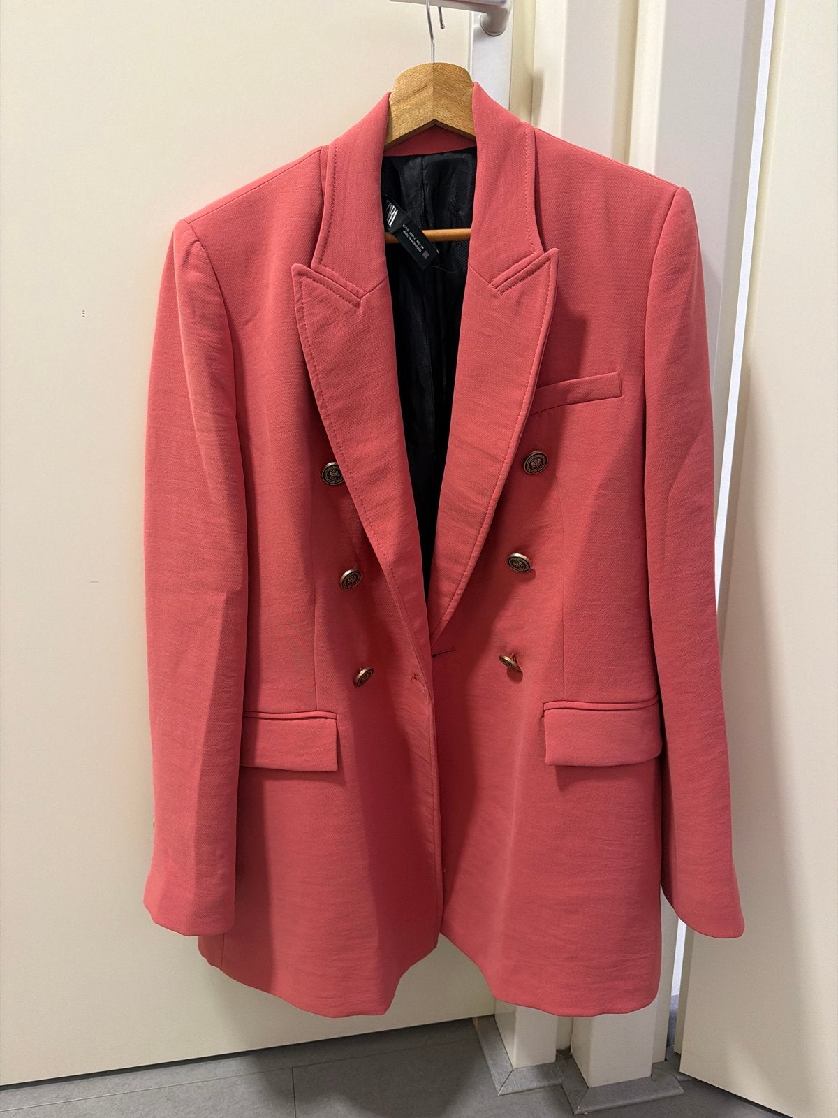 Zara roze pak (jasje en broek), Kleding | Dames, Maat 38/40 (M), Kostuum of Pak, Ophalen of Verzenden, Zo goed als nieuw