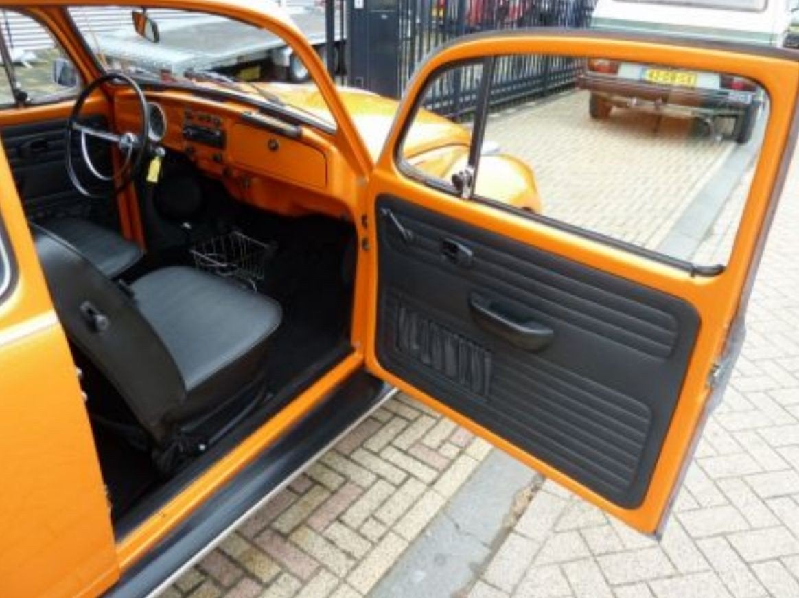 VW Kever 1302 body off gerestaureerd, foto 10