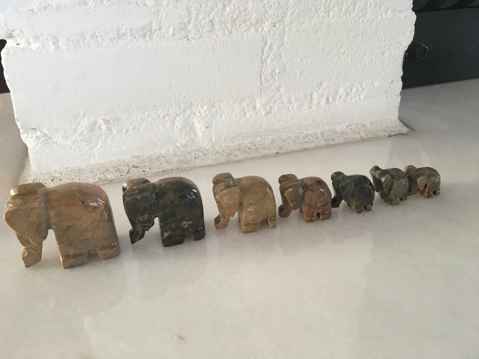 MARMEREN OLIFANTJES  7 ex,, Verzamelen, Ophalen of Verzenden, Zo goed als nieuw, Paard, Beeldje of Figuurtje