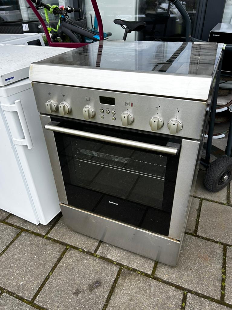 Siemens fornuis rvs - hete lucht oven - wytguod, Witgoed en Apparatuur, Fornuizen, Gebruikt, Q, Hete lucht, Q