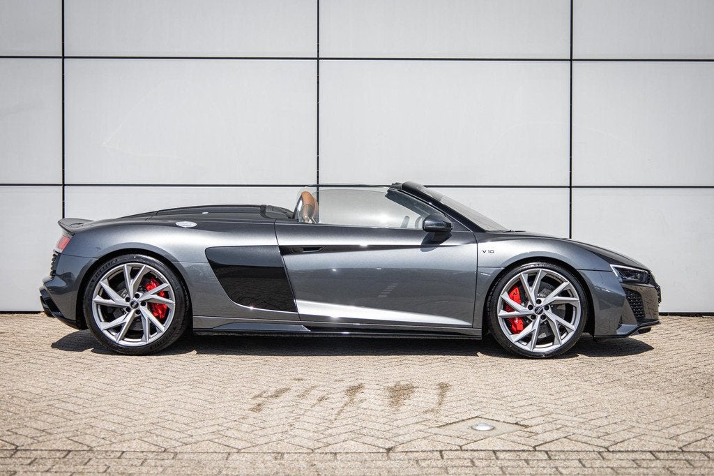 Audi R8 Spyder 5.2 V10 620pk Performance quattro | Keramisch, Auto's, Audi, Automaat, Gebruikt, 5204 cc, Cabriolet