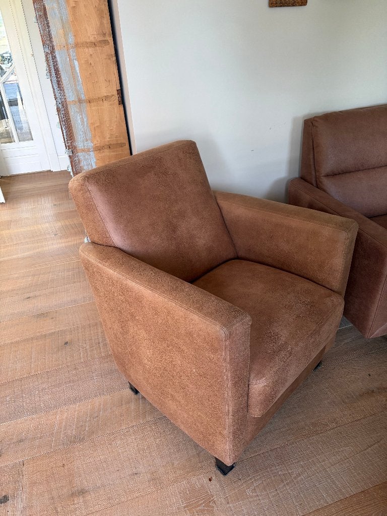 Foto 8 van Prachtige nubuck lederen bank en fauteuil