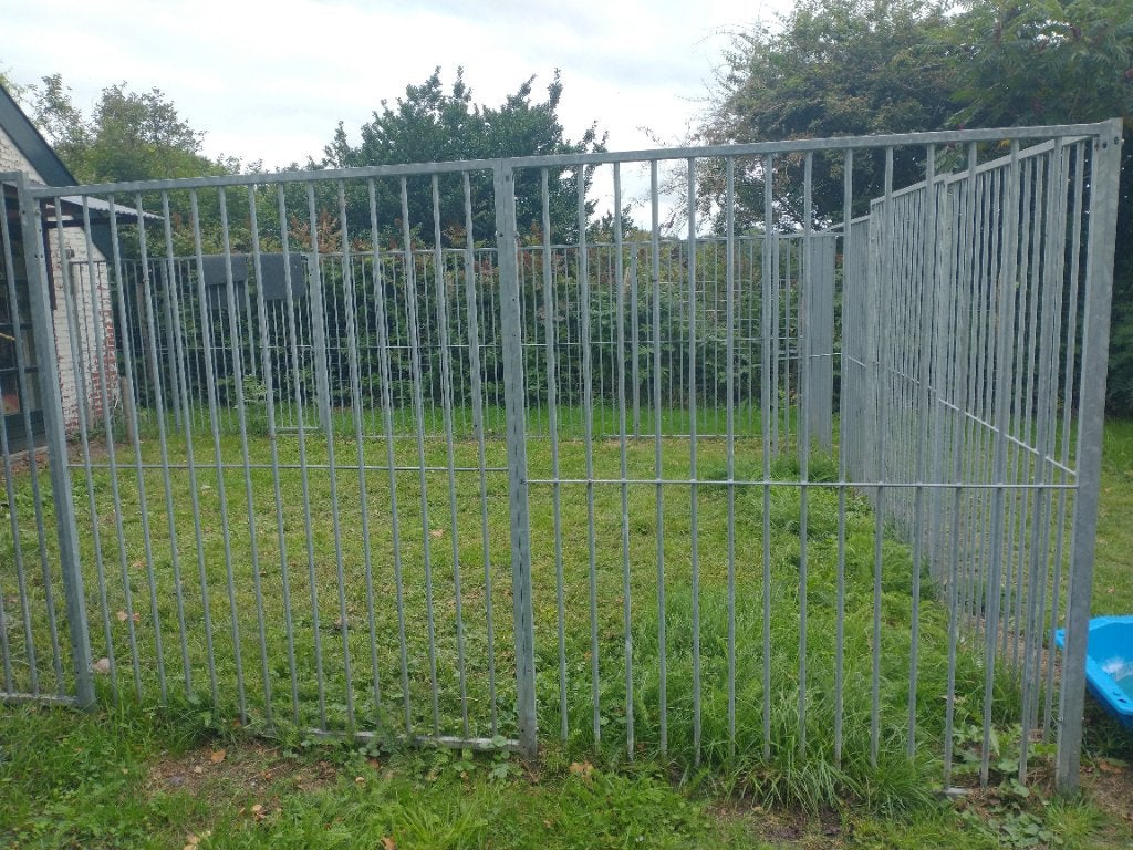 Hondenhekken, Dieren en Toebehoren, Ophalen, Gebruikt