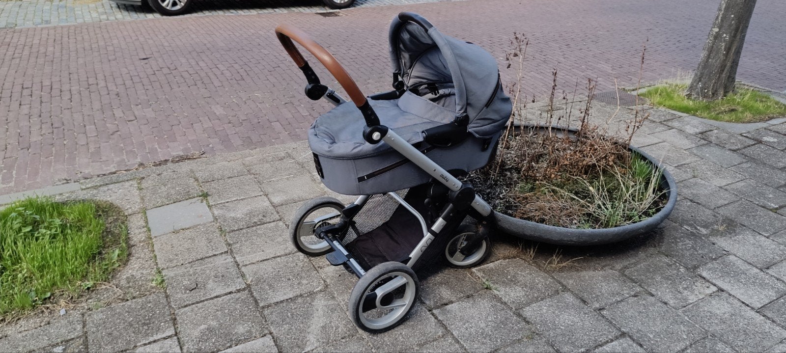Mutsy Evo Kinderwagen drie in een, Ophalen, Gebruikt, Combiwagen, Met reiswieg