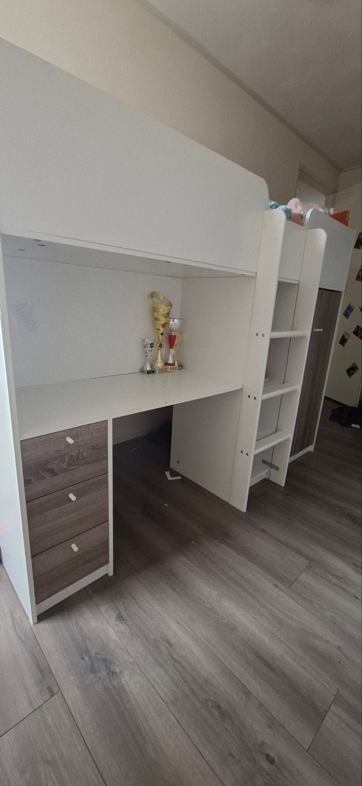 Hoogslaper met bureau en kledingkast, Ophalen, Zo goed als nieuw, Hoogslaper