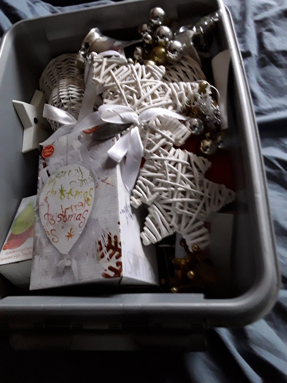 kist met kerstspullen bijna gratis, Ophalen, Zo goed als nieuw