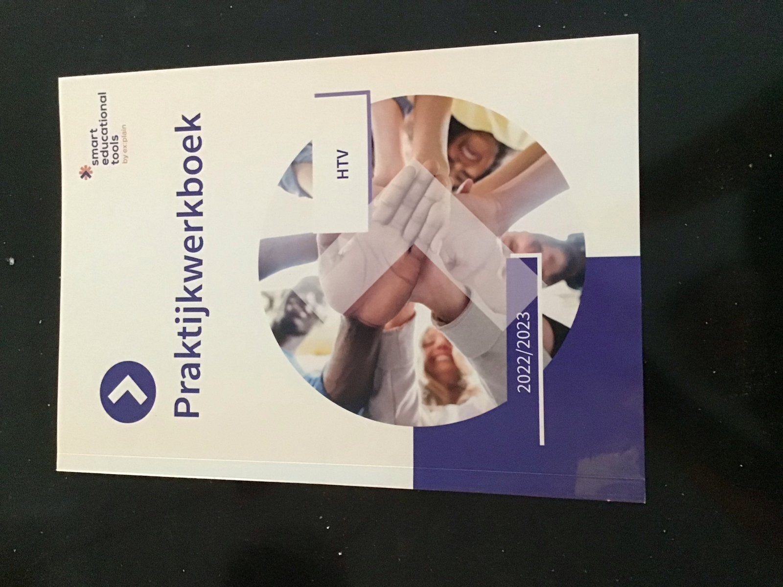 Praktijkwerkboek HTV 2022/2023 - Zo goed als nieuw, Boeken, Ophalen of Verzenden, Zo goed als nieuw, MBO