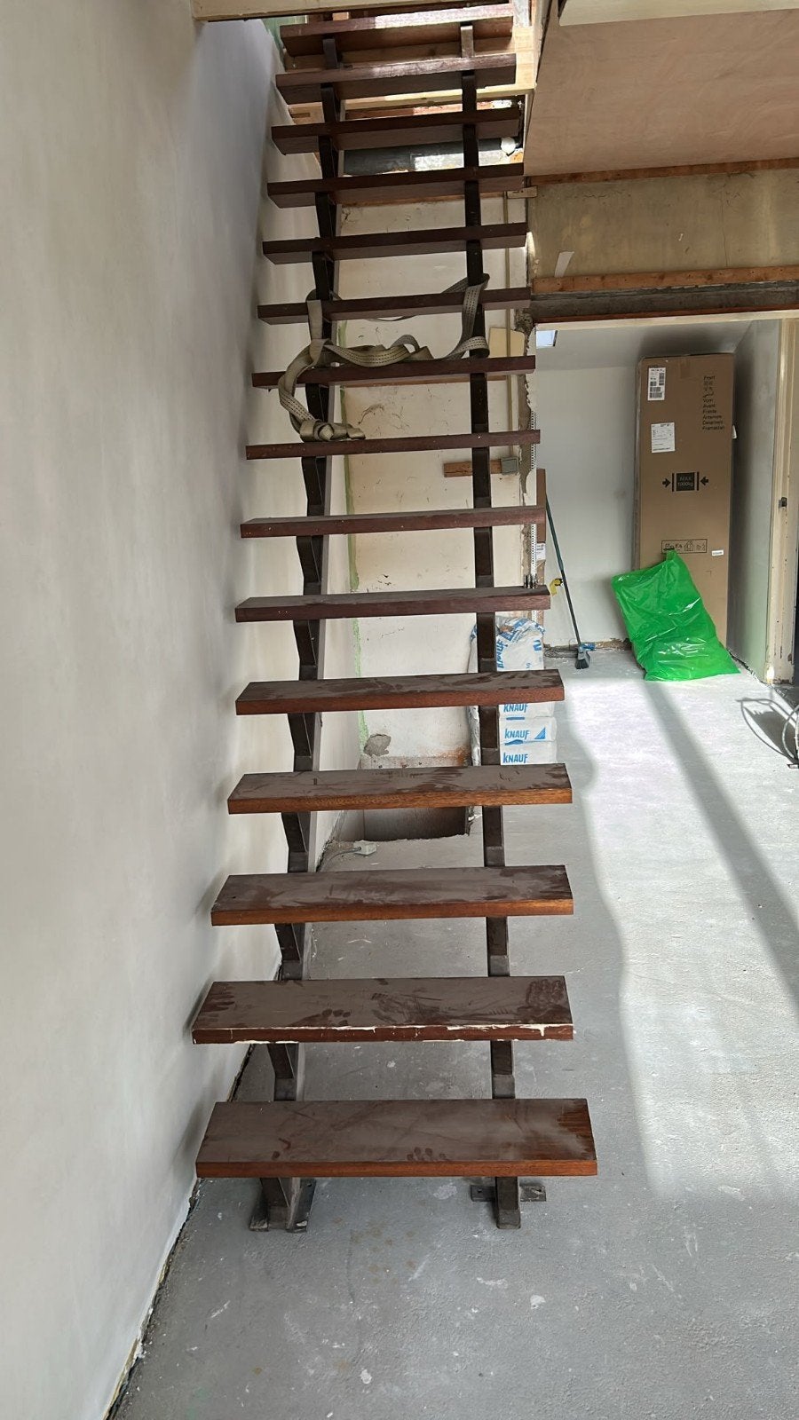 Trap.Stalen frame. Hardhouten treden. 3 meter hoog., Doe-het-zelf en Verbouw, Ophalen of Verzenden, 2 tot 4 meter