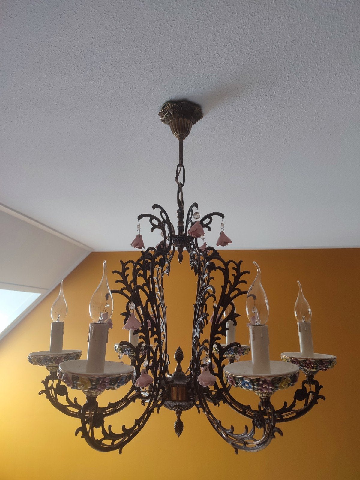 Vintage Capodimonte-stijl kroonluchter, 6-armig, Huis en Inrichting, Lampen | Kroonluchters, Ophalen of Verzenden, Gebruikt, Overige materialen