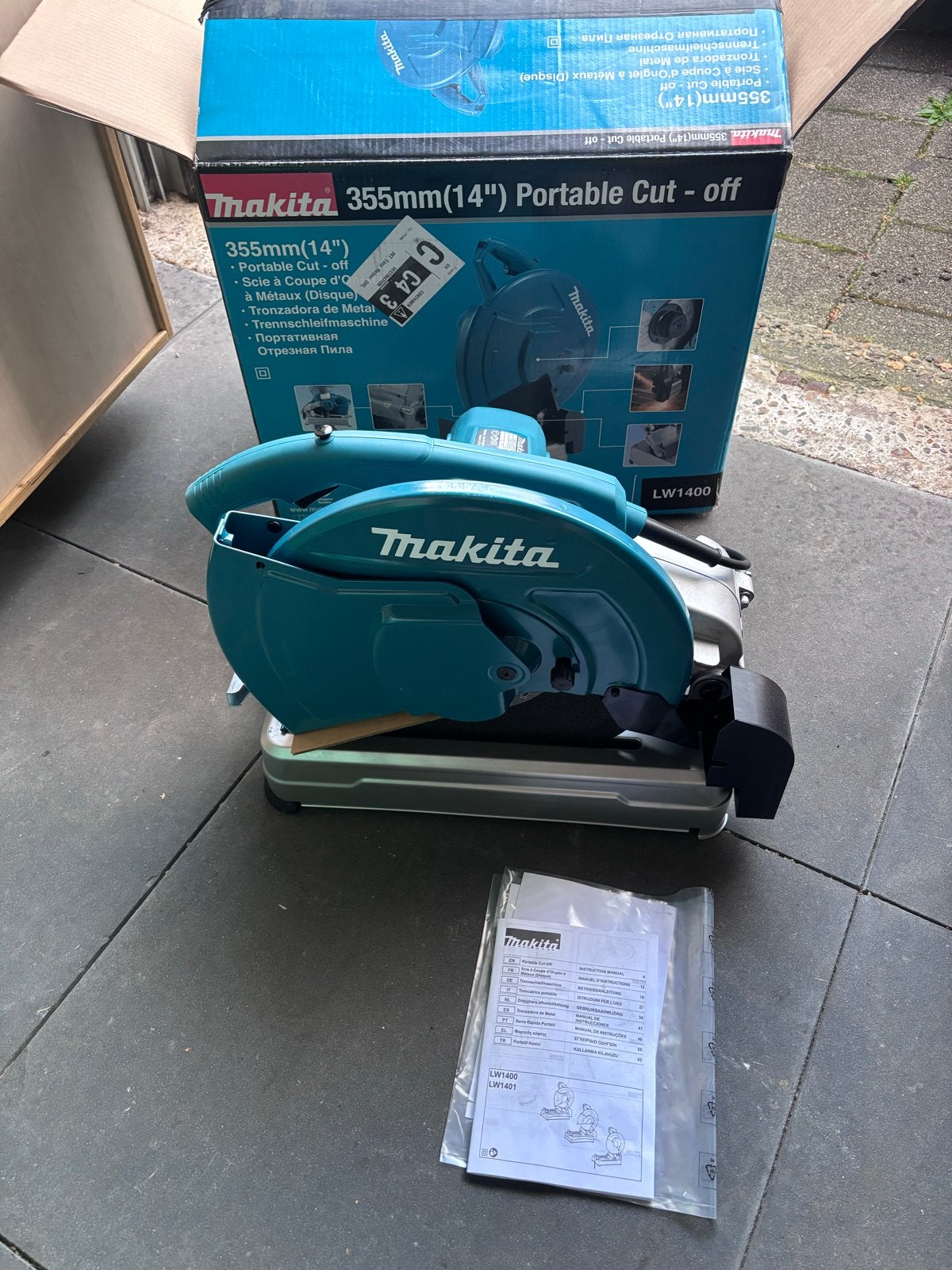 Nieuwe Makita LW1400 Afkortzaag - 2200W, 355mm, Doe-het-zelf en Verbouw, 70 mm of meer, Nieuw, Ophalen of Verzenden, Afkortzaag