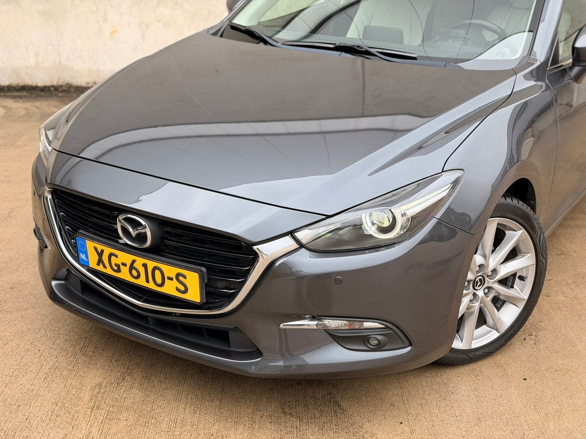Mazda 3 Sedan 2.0 SkyActiv-G Leder HUD 18' Camera Keyless Na, Auto's, Mazda, Voorwielaandrijving, 1998 cc, Gebruikt, Euro 6