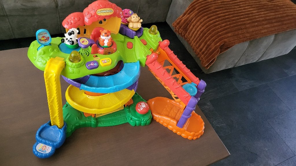 vtech klim speel boomhuis met 4 zoomizooz dieren, Kinderen en Baby's, Ophalen, Zo goed als nieuw, 2 tot 4 jaar
