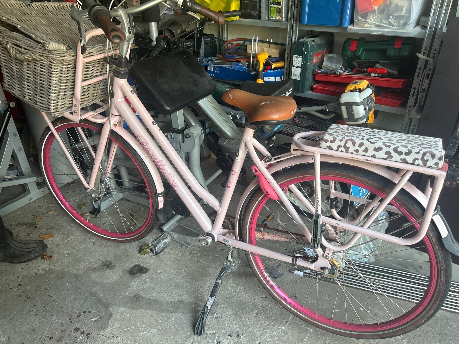 Roze Gazelle fiets met mand en achterzitje, Fietsen en Brommers, Ophalen, 50 tot 53 cm, Gazelle, Trommelrem