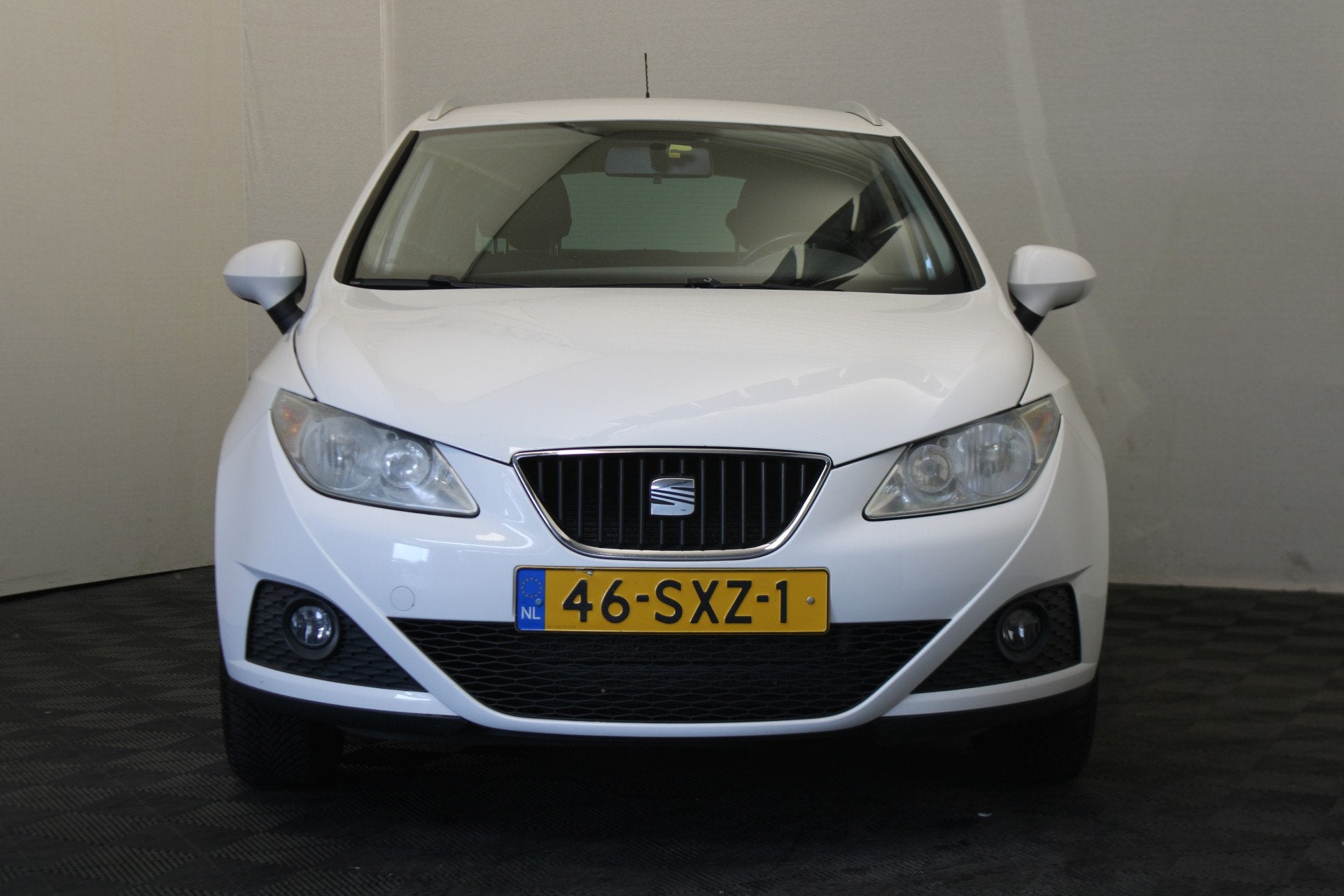 SEAT Ibiza ST 1.2 TSI Style (bj 2012), Auto's, Voorwielaandrijving, Euro 5, Stof, Zwart