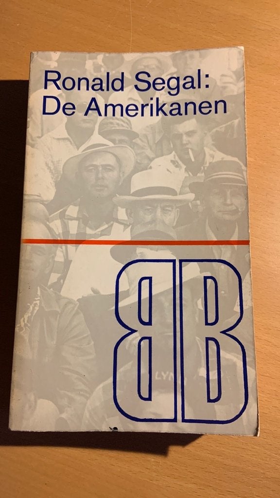 De Amerikanen - Ronald Segal, Ophalen of Verzenden, Zo goed als nieuw