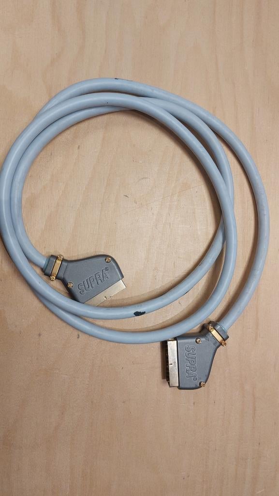 Supra robuuste scart kabel 2 mtr, Audio, Tv en Foto, Gebruikt, Info@viertron.nl, Ophalen of Verzenden, 2 tot 5 meter
