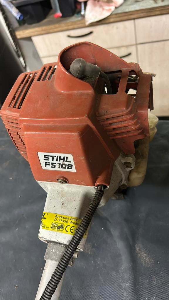 Stihl FS 108 bosmaaier onderdelen of opknapper, Tuin en Terras, Bosmaaiers, Ophalen, Zo goed als nieuw, Benzine