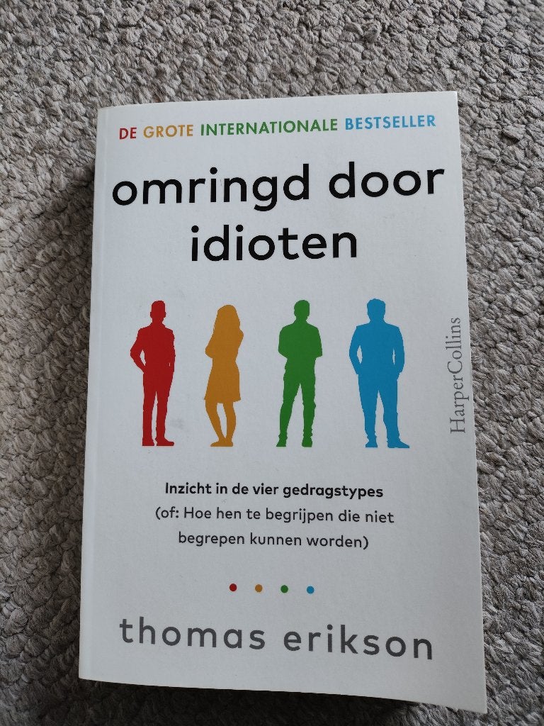 Thomas Erikson Omringd door Idioten in nieuwstaat!, Ophalen of Verzenden, Zo goed als nieuw