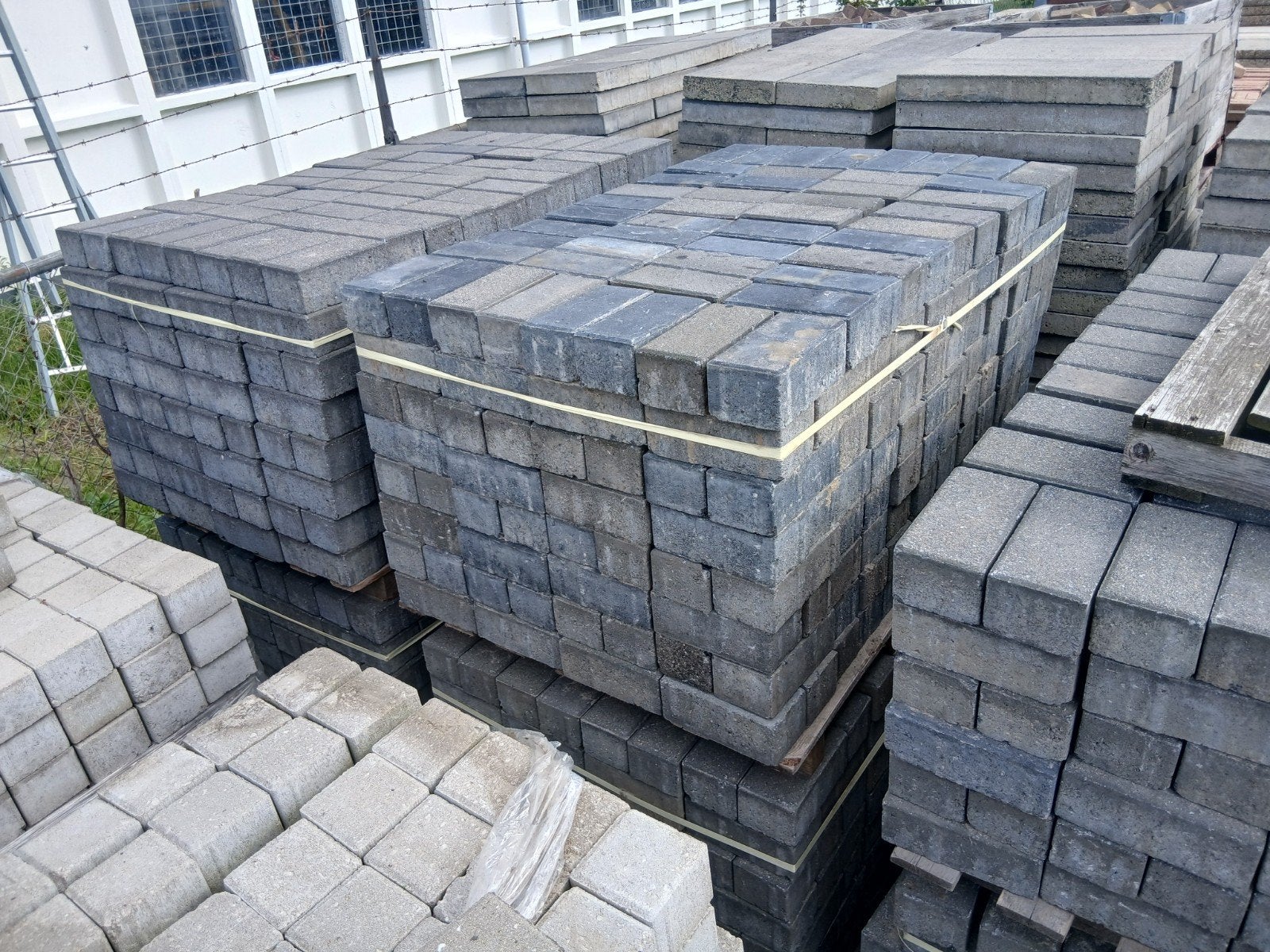 gebruikte betonklinkers antraciet 8cm dik, Tuin en Terras, Ophalen, Gebruikt, Beton, Klinkers
