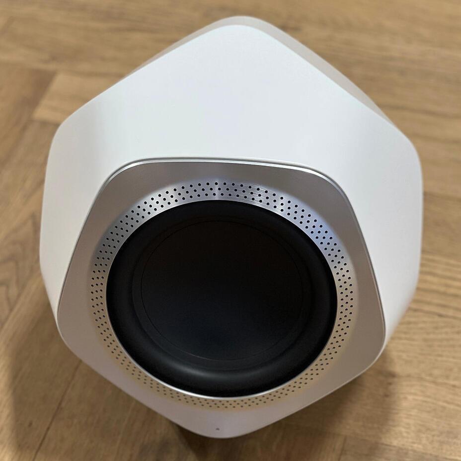 Beolab 19 White alu of brass/bronze bang olufsen b&o, Audio, Tv en Foto, Luidsprekers, Overige merken, Ophalen of Verzenden, Zo goed als nieuw
